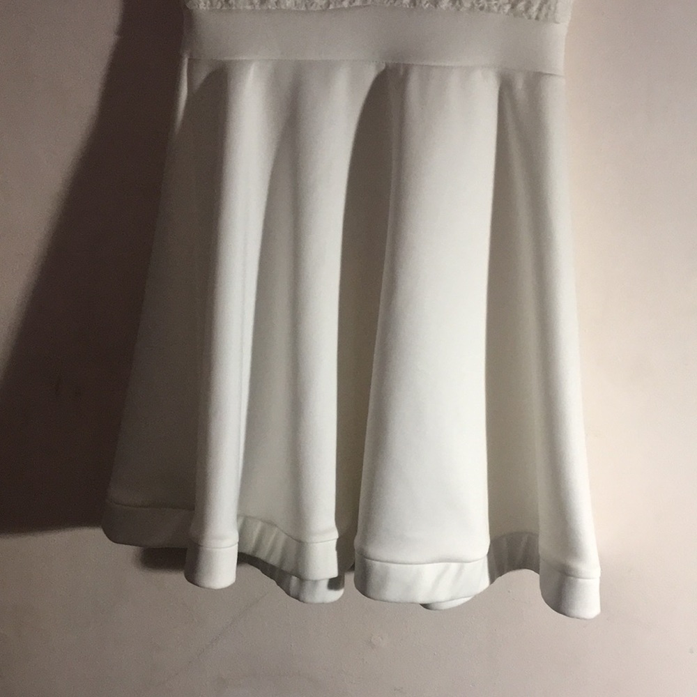 Dress - Picture 5 of 5